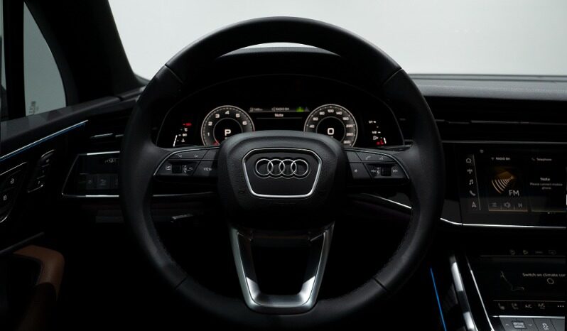 Audi Q7 2023 full