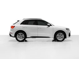 Audi Q3 2022 full