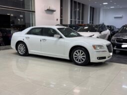 Chrysler 300 Series 2012