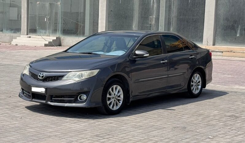 Toyota Camry 2013 full