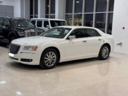 Chrysler 300 Series 2012 full