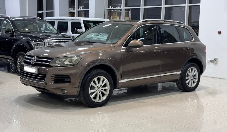Volkswagen Touareg 2012 full