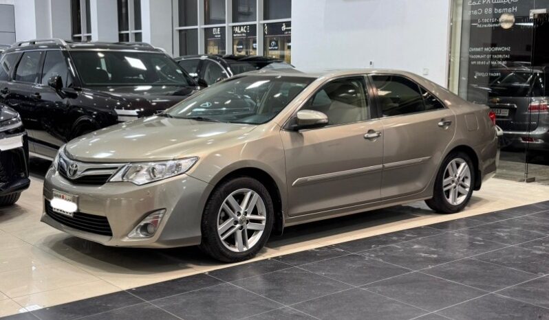 Toyota Camry 2015 full