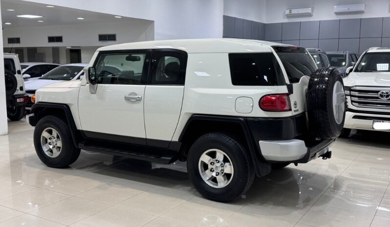 Toyota Fj Cruiser 2010 full