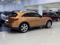 Infiniti FX50 2009 full
