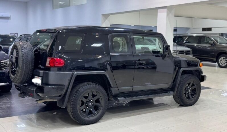 Toyota Fj Cruiser 2021 full