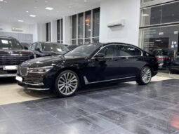 BMW 740i 2019 full