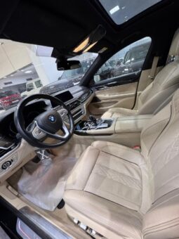 BMW 740i 2019 full