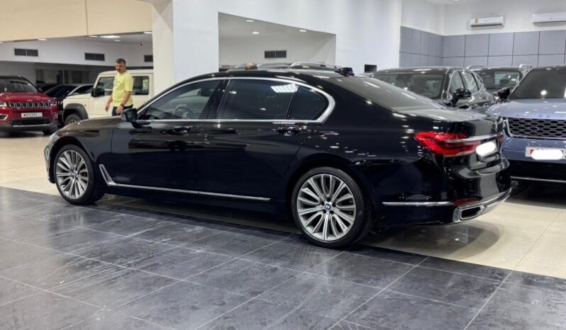 BMW 740i 2019 full
