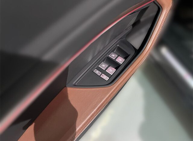 Audi Q8 e-tron Sportback 2024 full