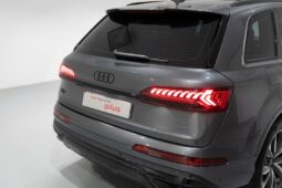 Audi Q7 2023 full
