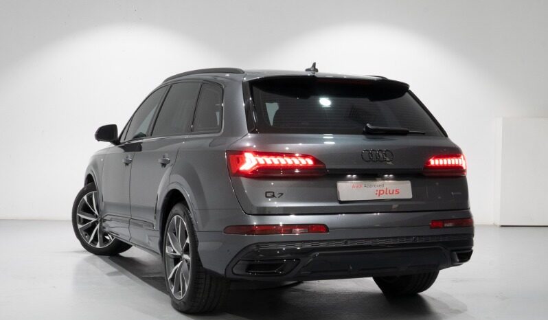 Audi Q7 2023 full