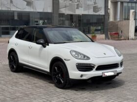 Porsche Cayenne S 2012