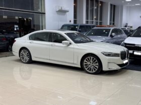 BMW 730i 2022
