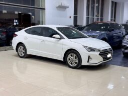 Hyundai Elantra 2020