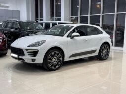 Porsche Macan 2017 full