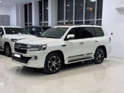 Toyota Land Cruiser 2021 full