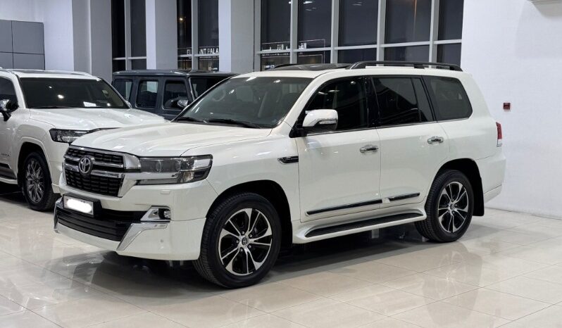 Toyota Land Cruiser 2021 full