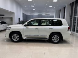 Toyota Land Cruiser 2017 full