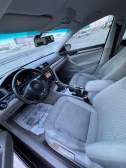 Volkswagen Passat 2014 full