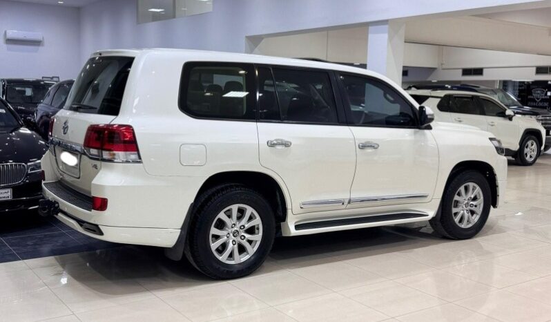 Toyota Land Cruiser 2017 full