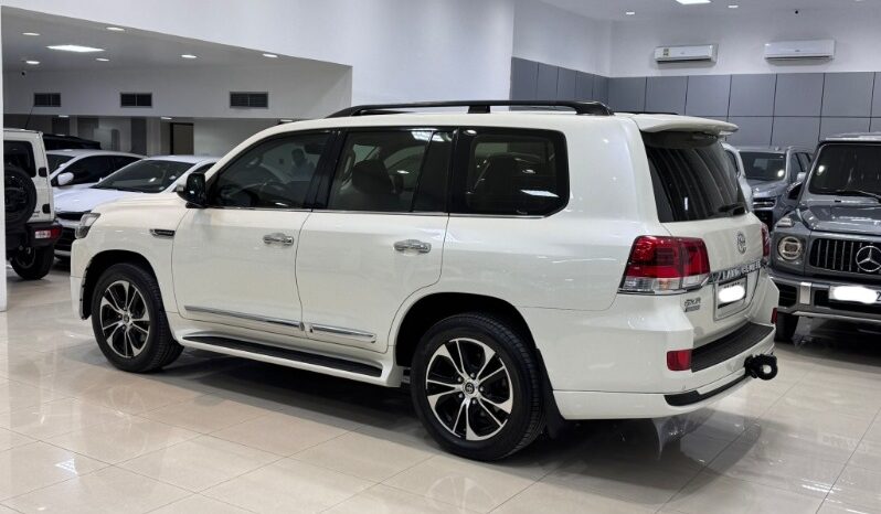 Toyota Land Cruiser 2021 full