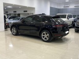 Porsche Macan 2020 full