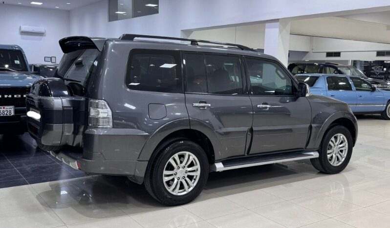 Mitsubishi Pajero 2016 full