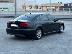 Volkswagen Passat 2014 full