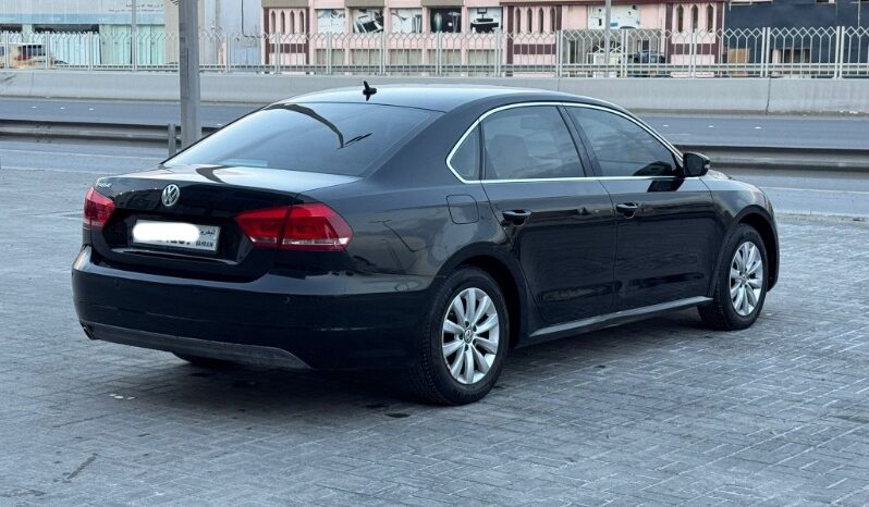 Volkswagen Passat 2014 full