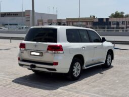 Toyota Land Cruiser 2017 full