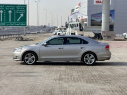Volkswagen Passat 2014 full