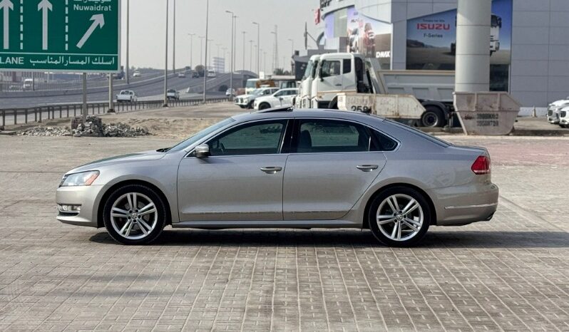 Volkswagen Passat 2014 full