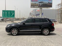 Volkswagen Touareg 2012 full