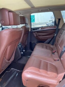 Volkswagen Touareg 2012 full