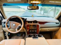 Chevrolet Suburban 2014 full