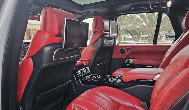 Range Rover Vogue. 2016 full