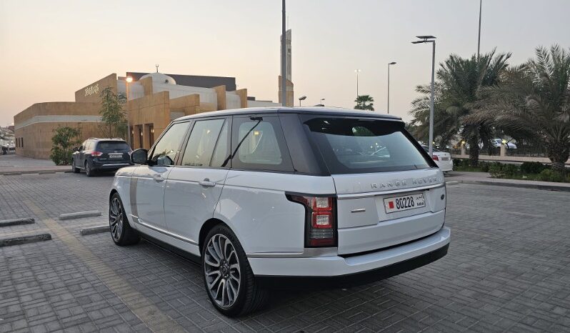 Range Rover Vogue. 2016 full