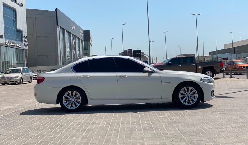 BMW 520 2016 full