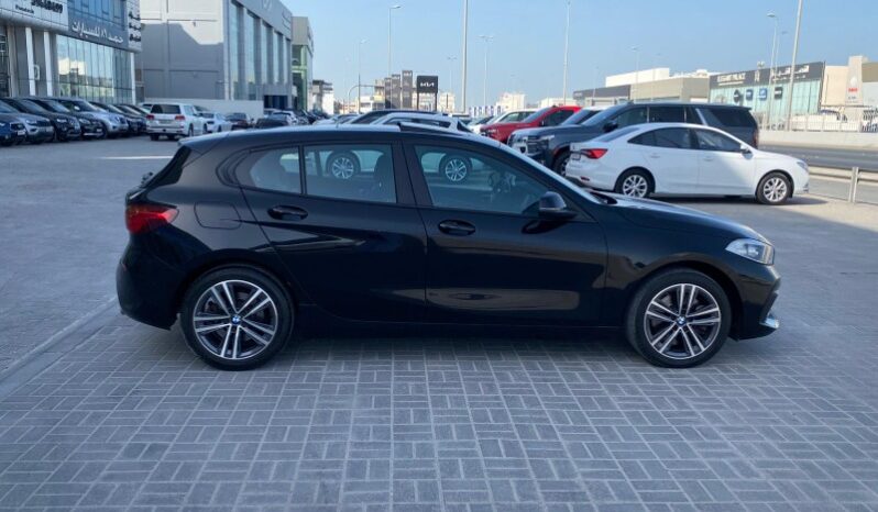 BMW 120i 2021 full
