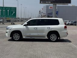 Toyota Land Cruiser 2017 full