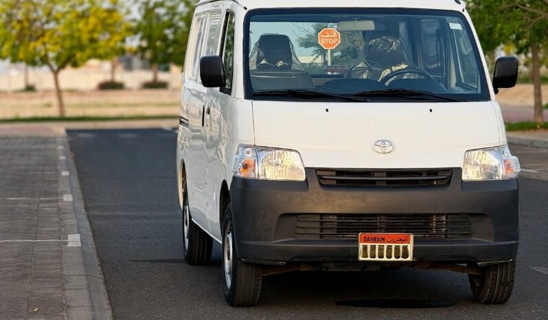 Toyota Van 2023 full