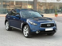 Infiniti QX70 2015