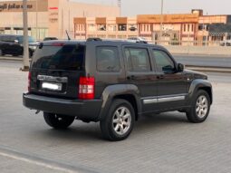 Jeep Cherokee 2010 full