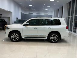 Toyota Land Cruiser 2019 full