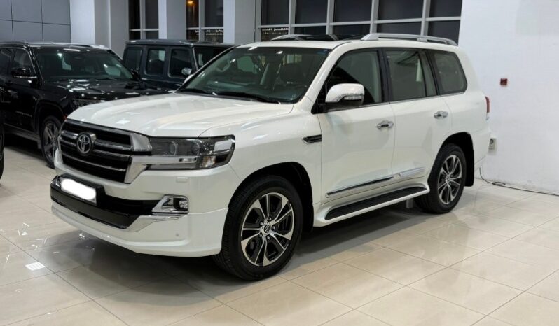 Toyota Land Cruiser 2020 full