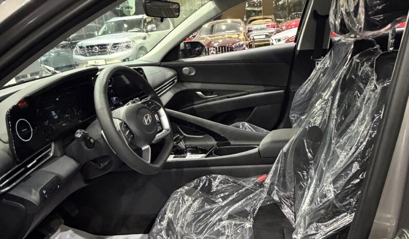 Hyundai Elantra Model 2026 full