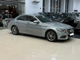 Mercedes Benz C180 2015