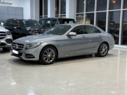 Mercedes Benz C180 2015 full