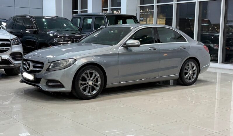Mercedes Benz C180 2015 full